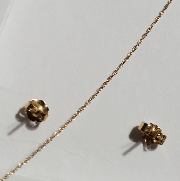 Gold Earrings and Necklace Set - Picture 8 of 17